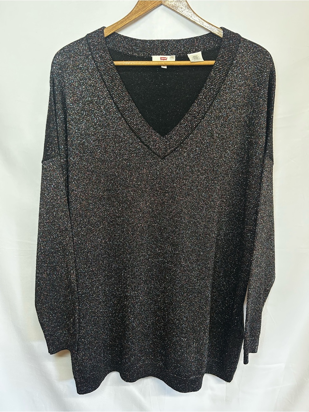 Levi’s Women's Glitter Metallic Shimmer V-Neck Sweater OversizedSize XS- Black